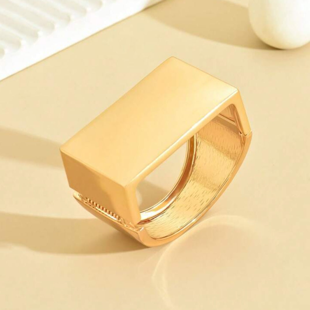 Bold Bangle