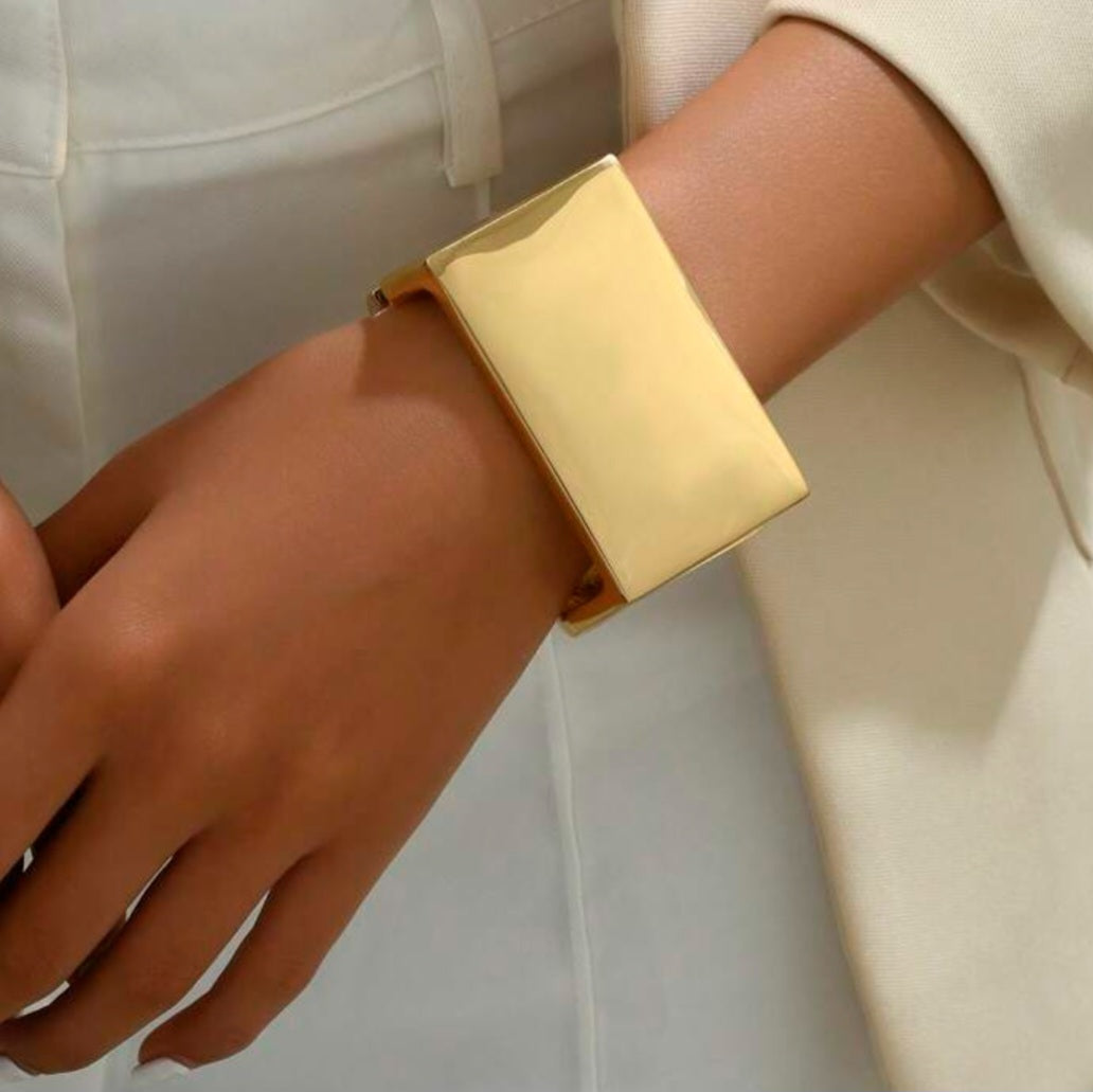 Bold Bangle